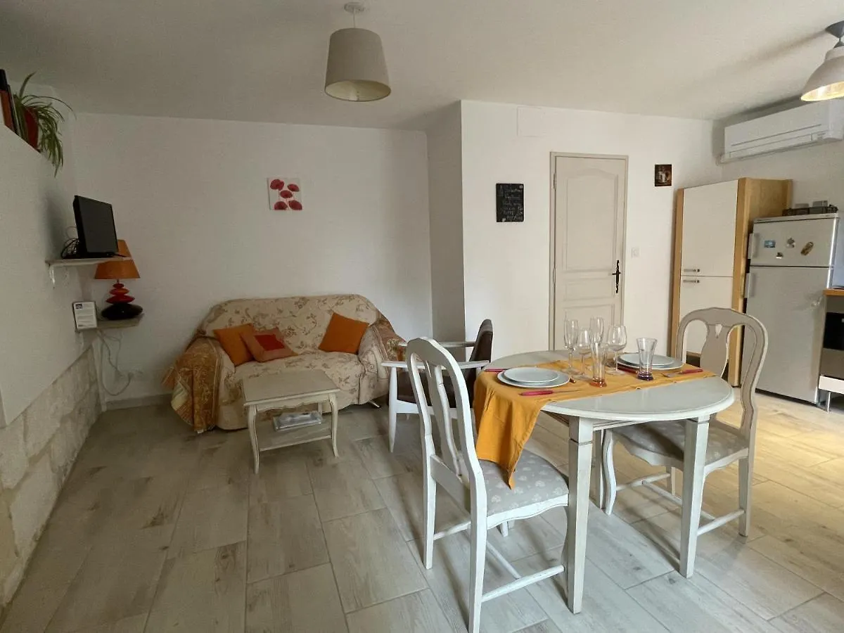 Instant En Provence Apartment Eyragues France