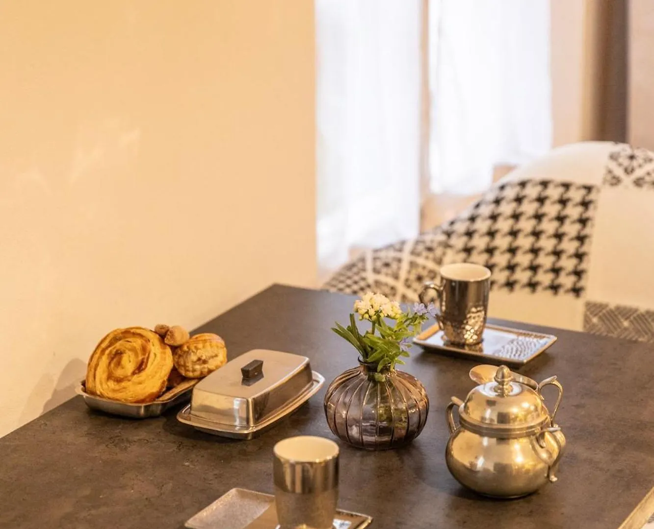 Instant En Provence Apartment Eyragues 0*,